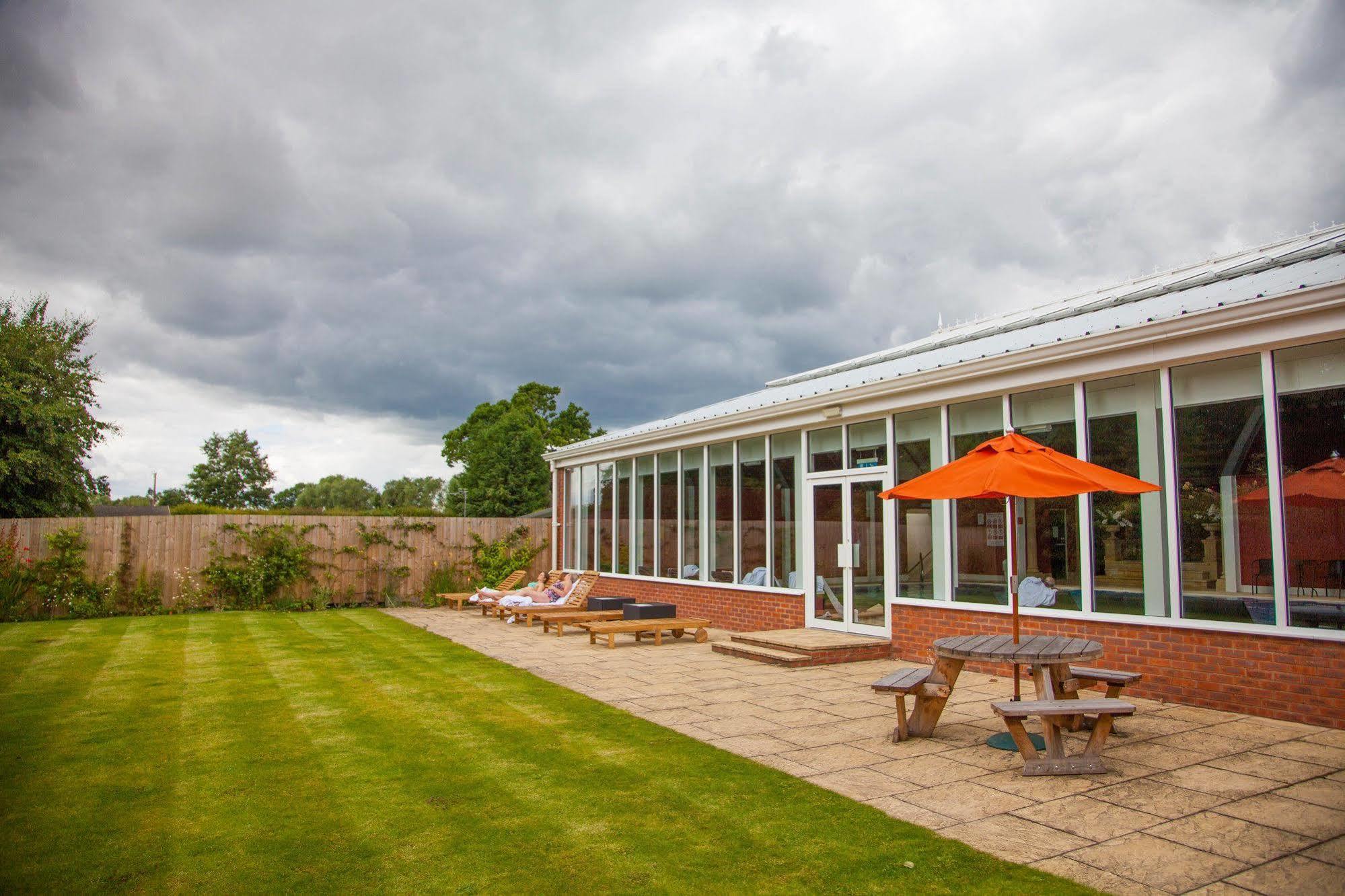 The Parsonage & 4*